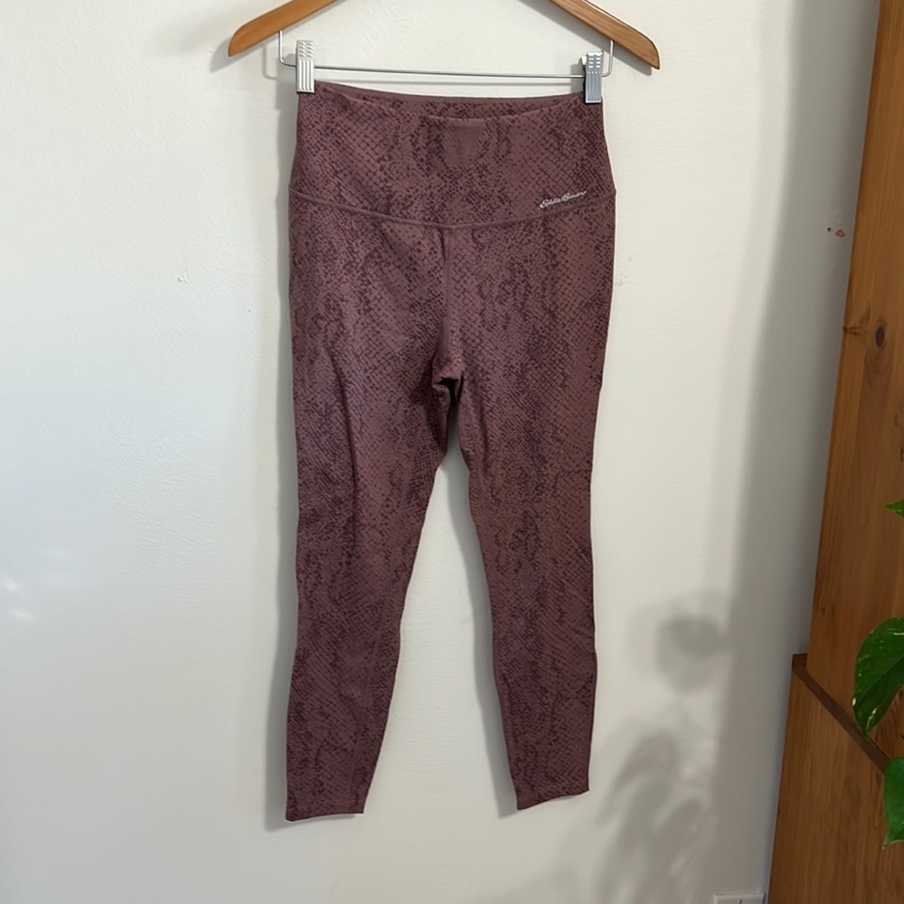 EDDIE Bauer leggings purple snakeskin print